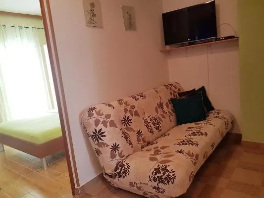 شقة Ara-Kata باشْكا