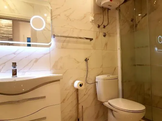 شقة Ara-Kata باشْكا 0*,